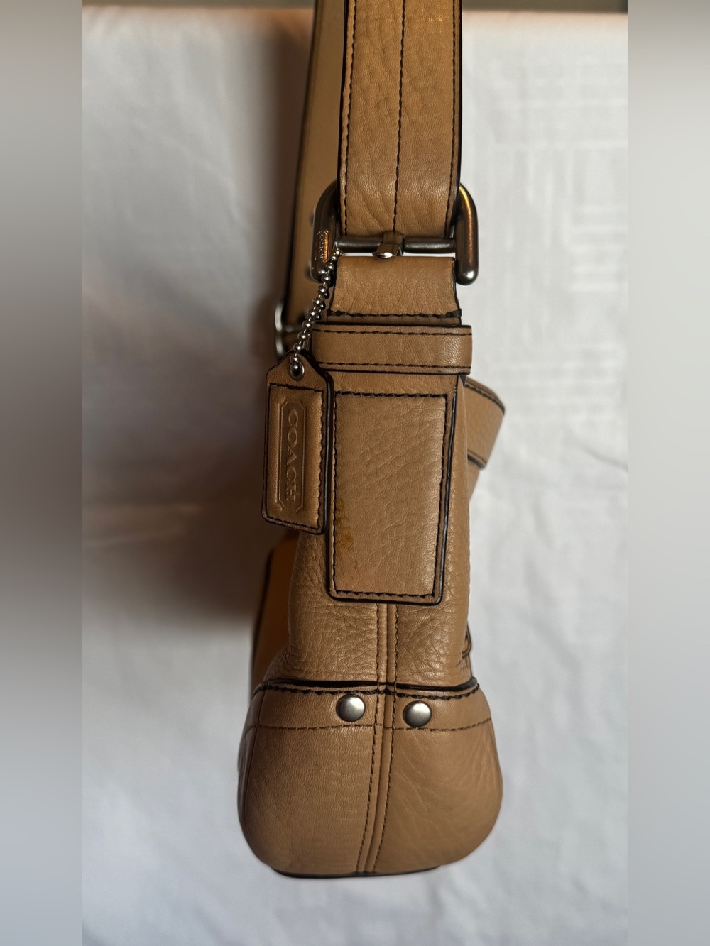 COACH F12321 MADISON
BAG TAN BROWN BAMBOO PEBBLED DUFFLE BOHO
HOBO PURSE - Picture 6 of 14